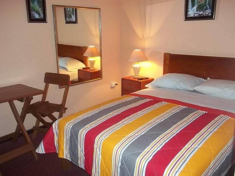 Hotel Excalibur Lima Dış mekan fotoğraf