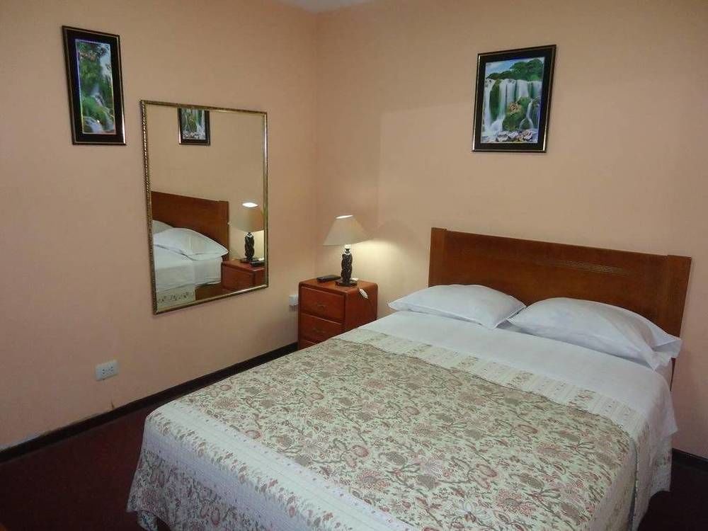 Hotel Excalibur Lima Dış mekan fotoğraf